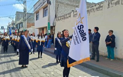Desfile por los 88 años de cantonización de Antonio Ante